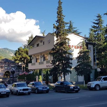 Ruzan Hotel Ijevan Exterior foto
