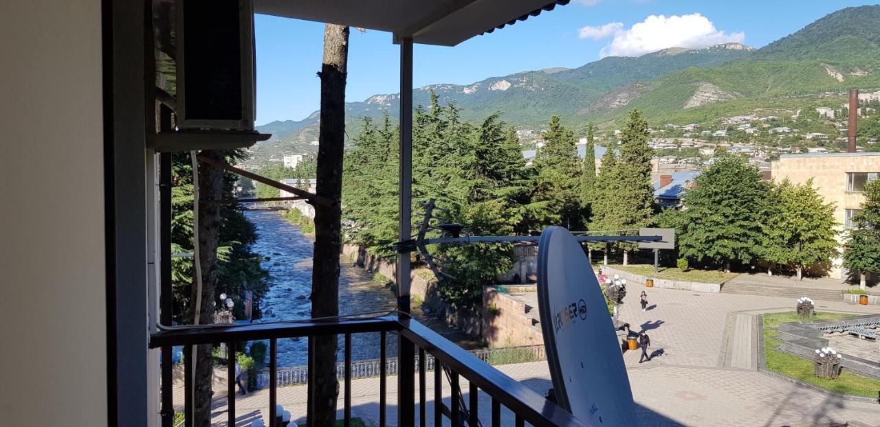 Ruzan Hotel Ijevan Exterior foto