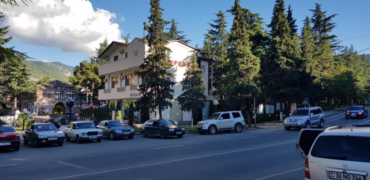 Ruzan Hotel Ijevan Exterior foto