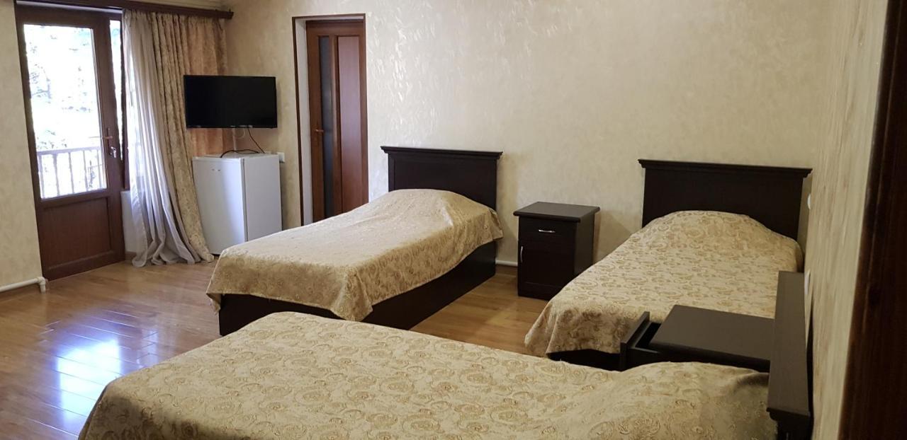Ruzan Hotel Ijevan Exterior foto