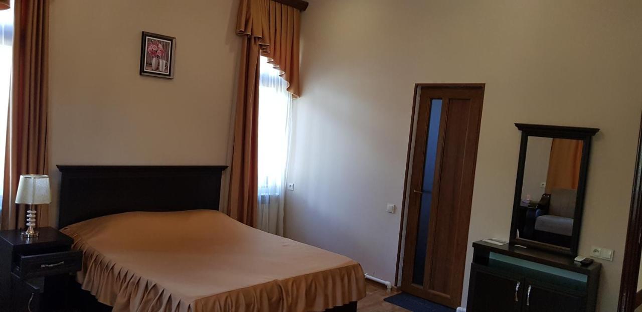 Ruzan Hotel Ijevan Exterior foto
