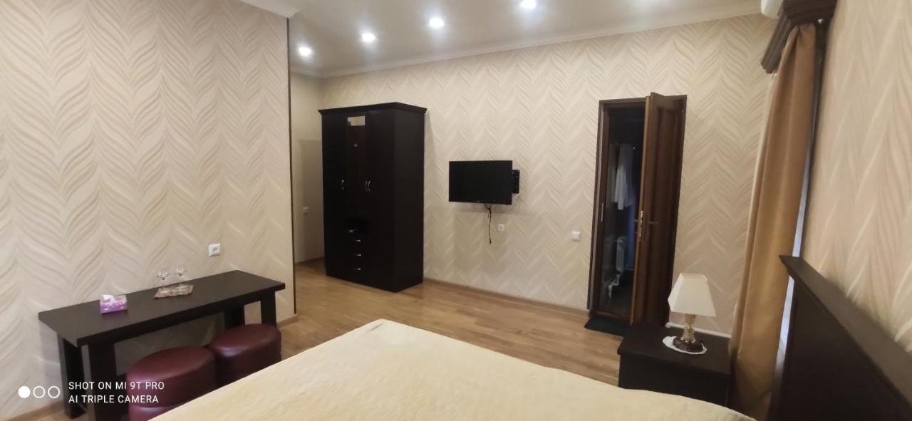 Ruzan Hotel Ijevan Exterior foto